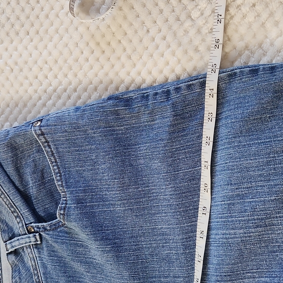 RIDERS BY LEE WOMENS JEANS SIZE 18 WASHED BLUE COLOR - Picture 10 of 13